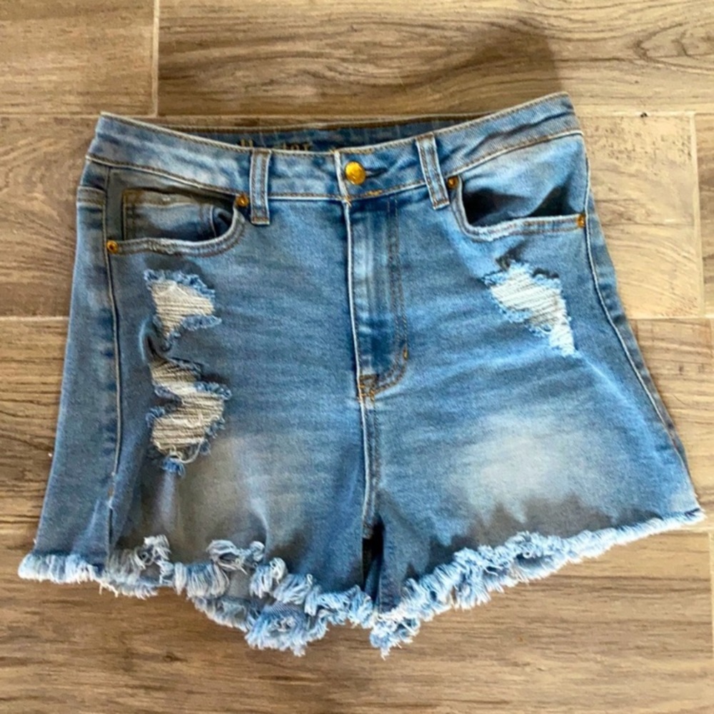 Vanilla Star Shorts